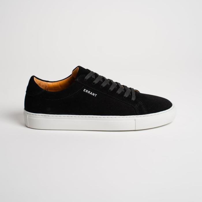 Essential Sort Ruskind Sneaker fra Errant - Forudbestil nu!