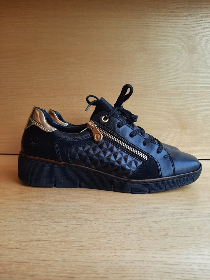 Rieker Sneakers med Lynlås i Sort - Elegant Design til Kvinder