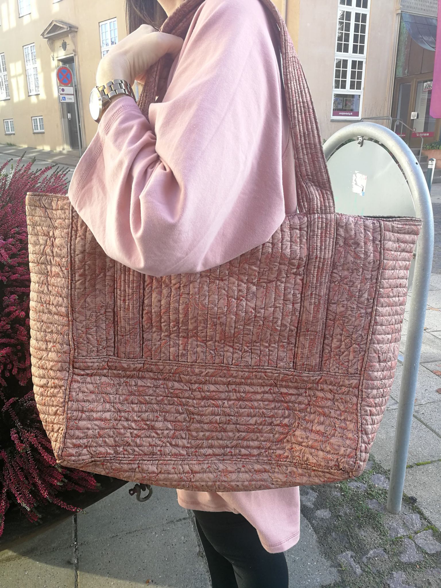 Sissel Edelbo Lena Maxi Taske i 100% Silke – Unik Design