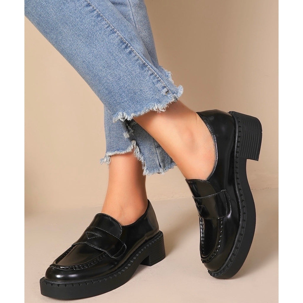 Stilfulde Emma Loafers Mo 3 i Sort – Komfort & Elegance