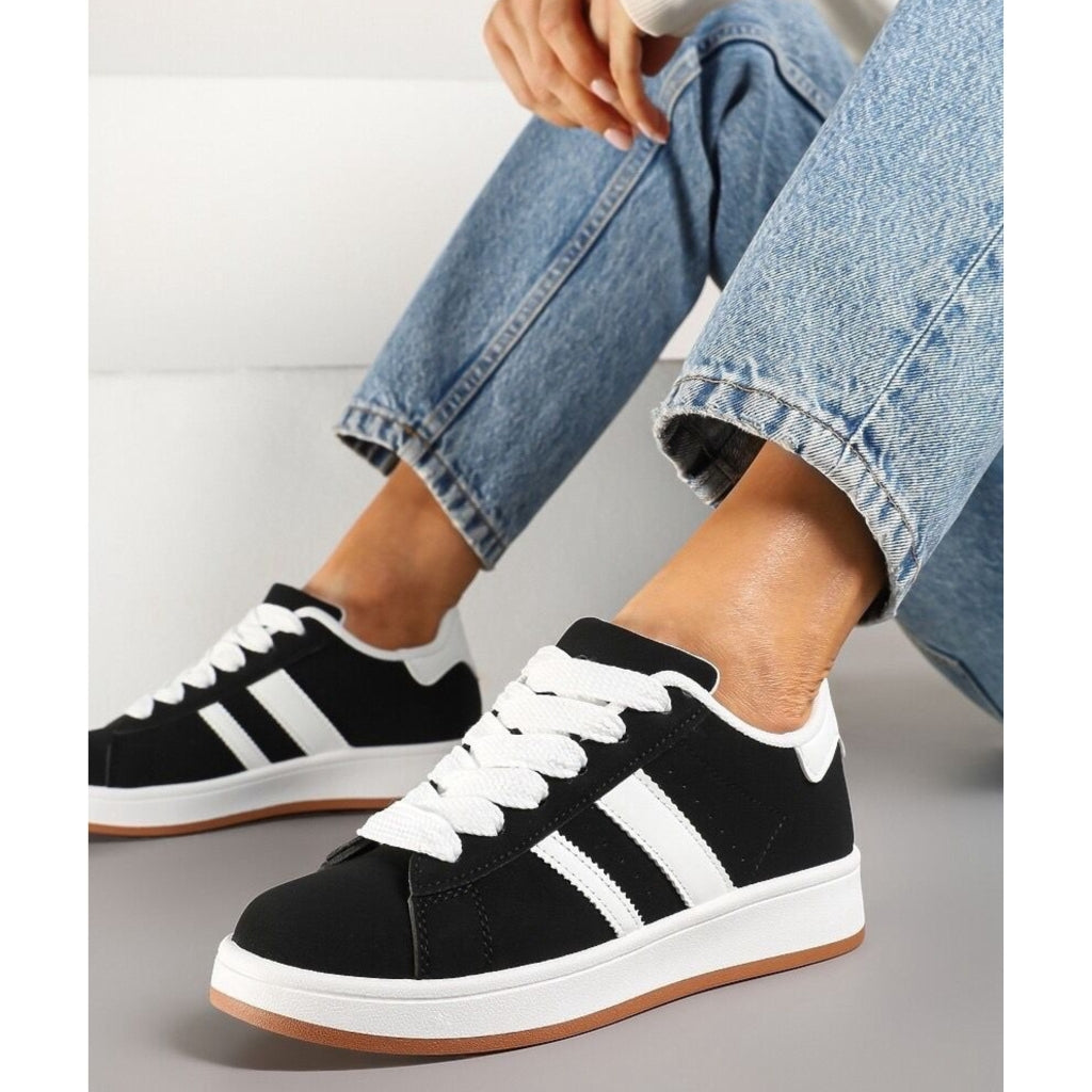Stilfulde Ginette Dame Sneakers A 123 i Sort – Komfort og Elegance