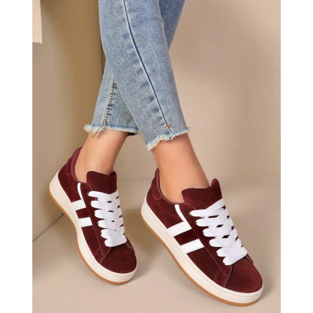 Rosalie Sneakers til Dame – Vinrød Elegance og Komfort