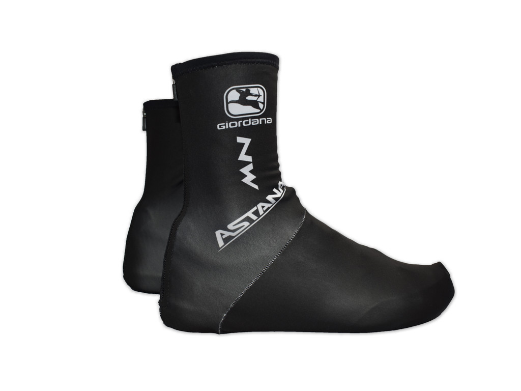 Av 200 Astana   Skoovertræk    Sort   Str. 40 41 fra Giordana